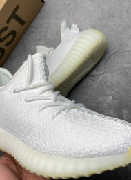 Кроссовки Adidas Yeezy Boost 350 V2 Triple White живое фото 3